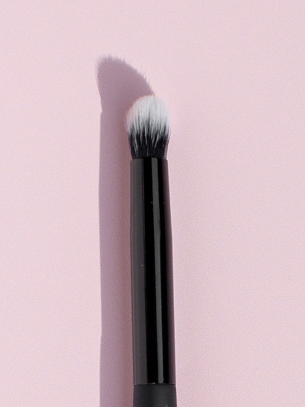 Crease Shadow Brush