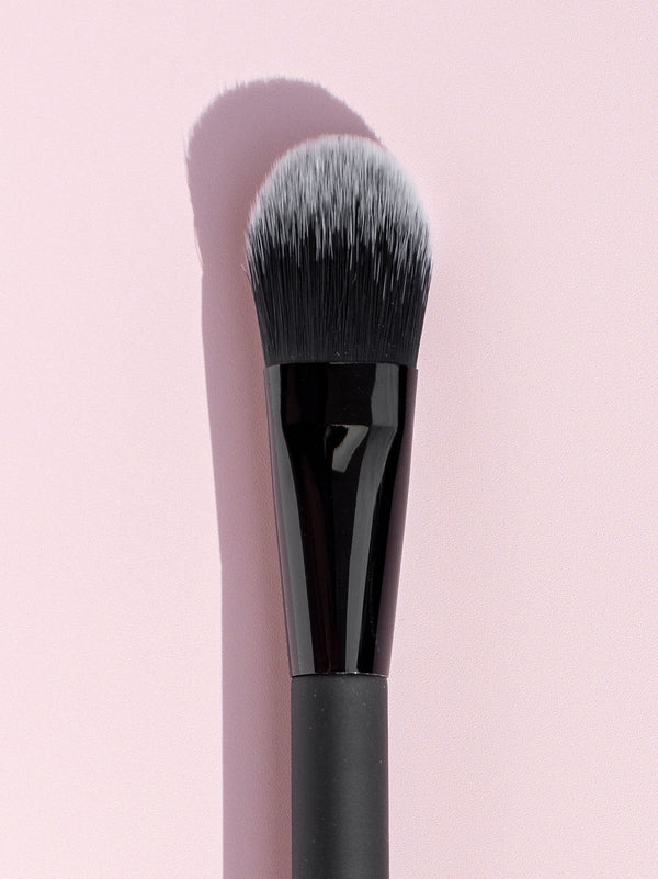 Creme Foundation Brush