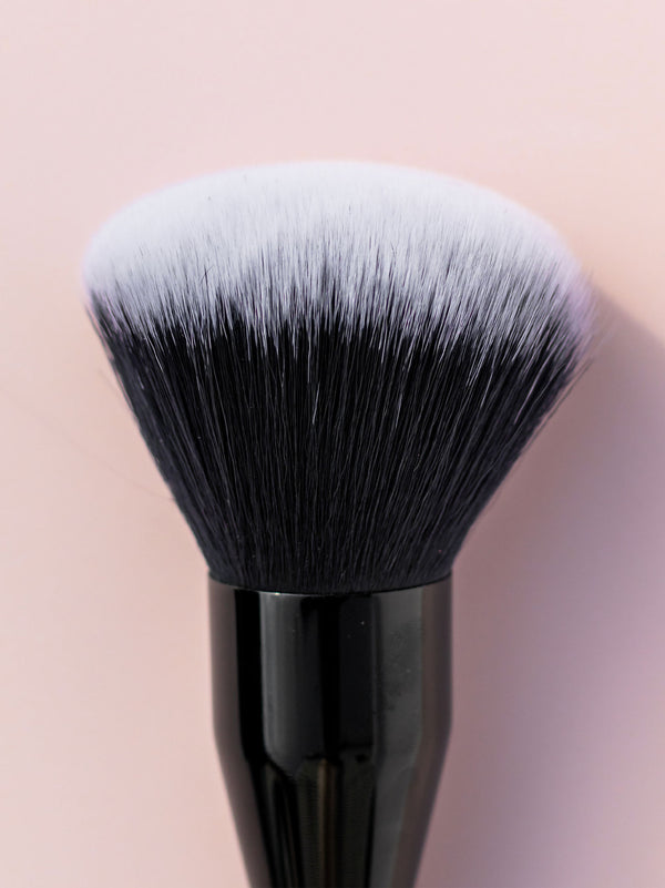 vegan powder brush - cruelty free beauty products
